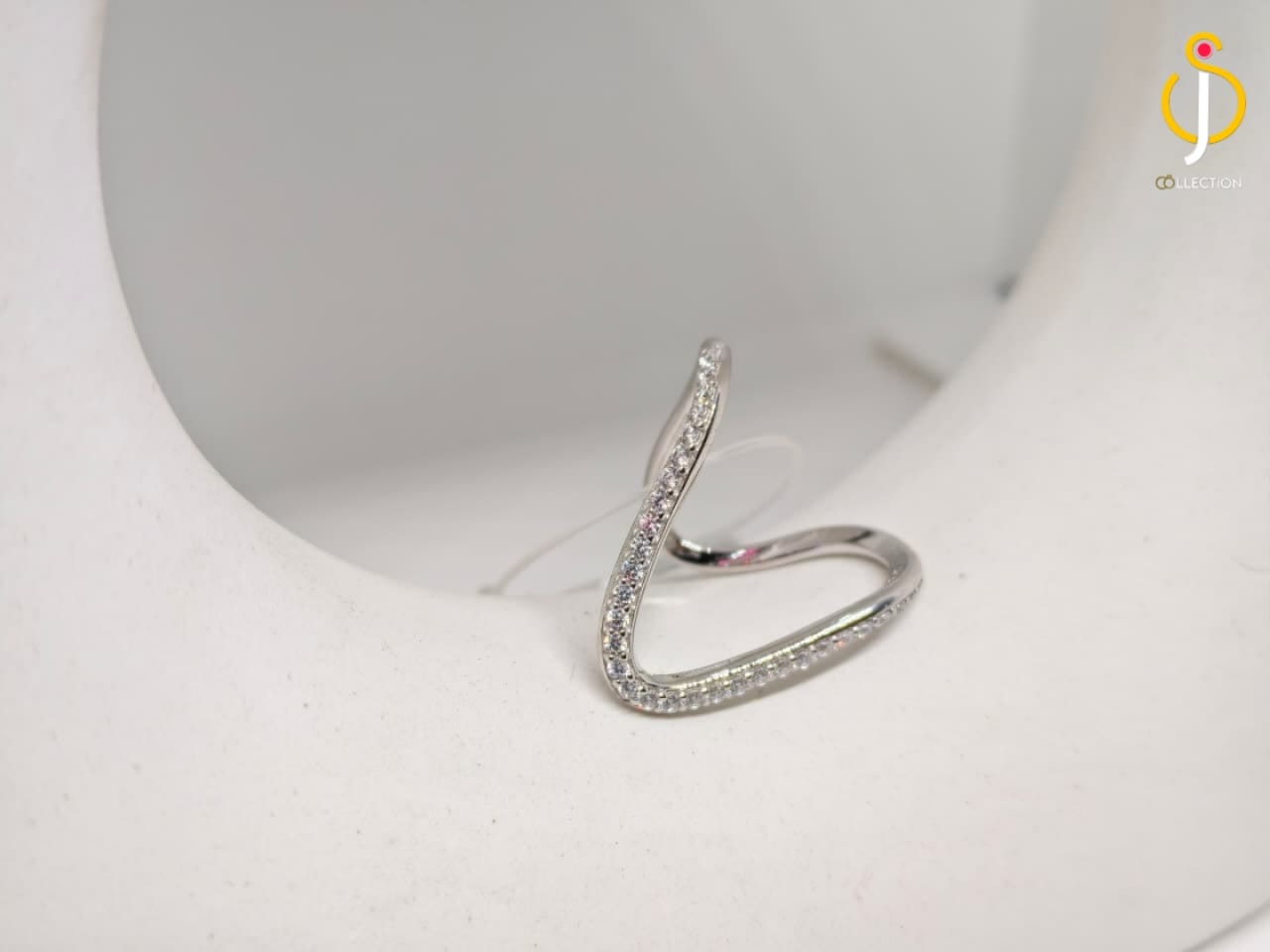 The Silver Wave Ring